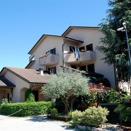 Hotel Ristorante La Rampina Vimodrone Exterior foto